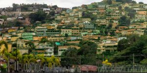 macro_mural_vai_encher_a_cidade_de_muita_cor1745628393843