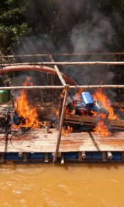 2f24aed6-3905-4cab-9bc5-f7a8c78b2a09