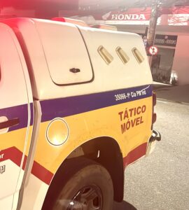 CE85EA48-9DAF-4CA2-B2CD-5BC22971E721